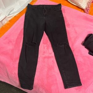 American Eagle Black Skinny Jeans